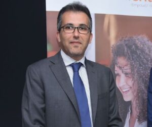 Oussama Esmili Oussama Esmili